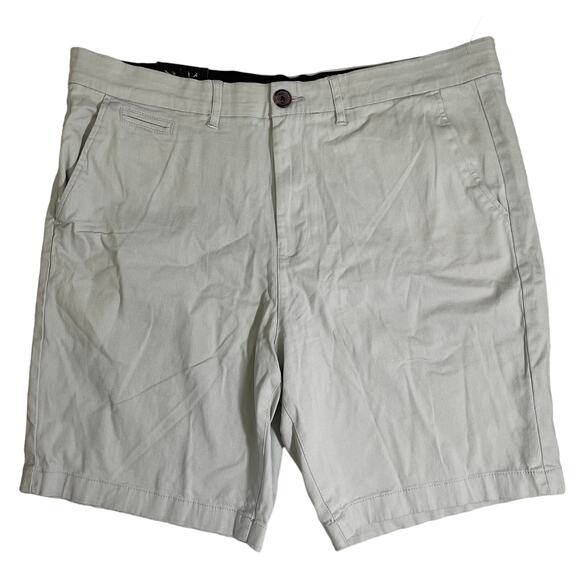 Tahari Men's Flex Waist Slim Fit Stretch 9" Chino Shorts - Mint Green - Size 38 - Picture 1 of 7